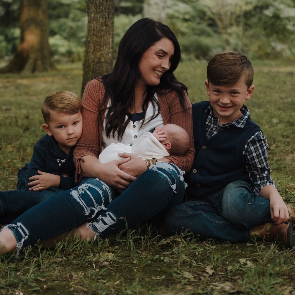Meet your Posher, Danae
